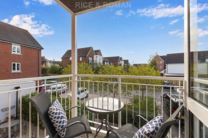 2 Bedroom Retirement Property For Sale In Queens Gate, Wokingham, RG40