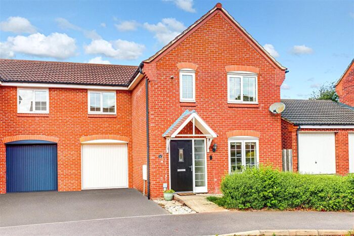 4 Bedroom Semi-Detached House To Rent In Axmouth Drive, Mapperley, Nottingham, NG3