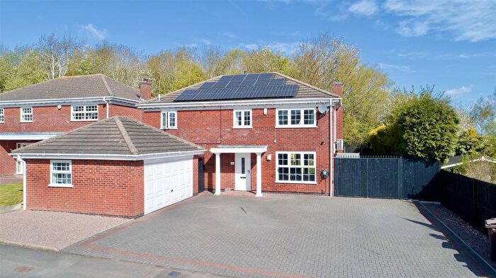 4 Bedroom Detached House For Sale In Nicolson Road, Loughborough, LE11