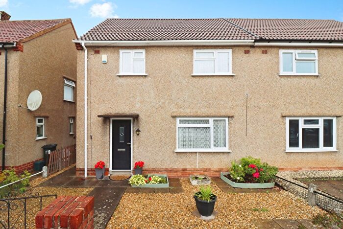 3 Bedroom Semi-Detached House For Sale In Hunters Drive, Kingswood, Bristol, BS15