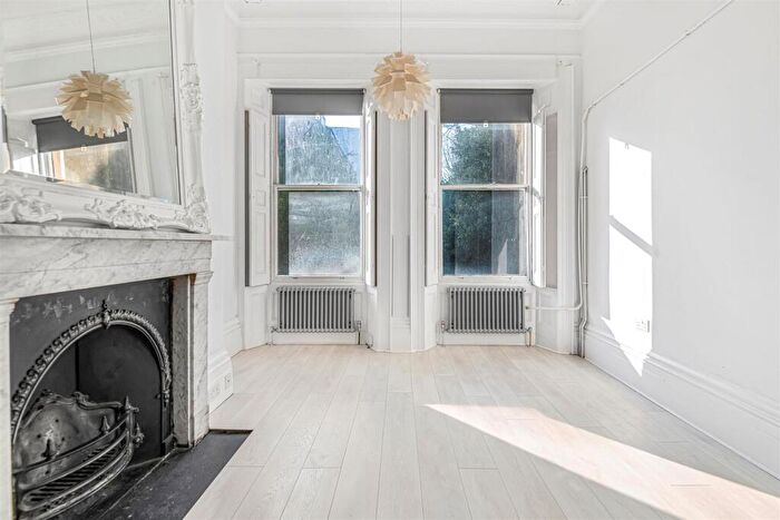 1 Bedroom Apartment For Sale In Montpelier Road, Brighton, BN1