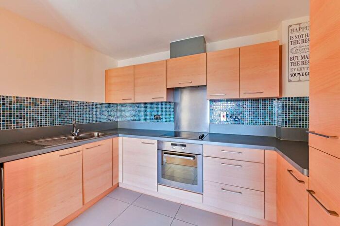 2 Bedroom Flat To Rent In King George Crescent, , Wembley, HA0