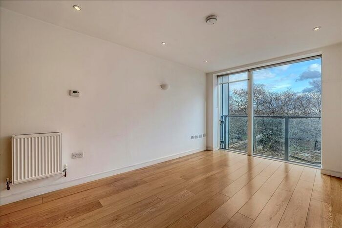 1 Bedroom Flat To Rent In Sewardstone Road, London, E2