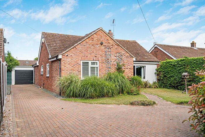 3 Bedroom Detached Bungalow For Sale In Foxton Road, Barrington, CB22