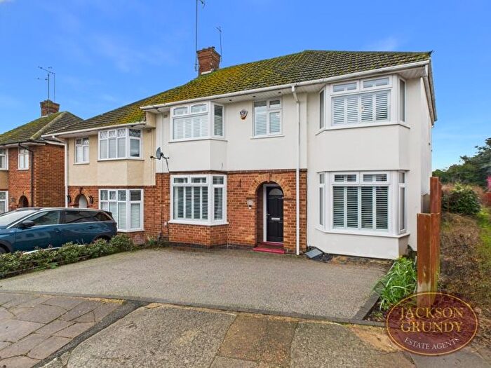 4 Bedroom Semi-Detached House For Sale In North Western Avenue, Kingsthorpe, NN2