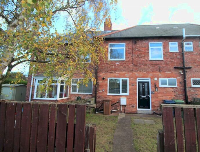 3 Bedroom Terraced House To Rent In Pinewood Avenue, Washington, NE38