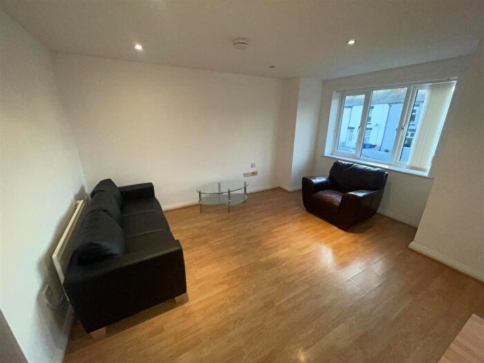 2 Bedroom Apartment To Rent In Victoria Place Walkden, M28