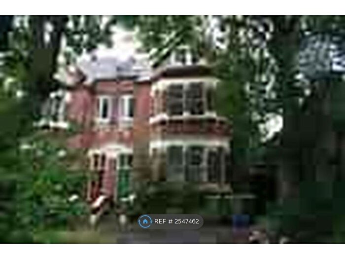 2 Bedroom Flat To Rent In Denmark Hill, London, SE5