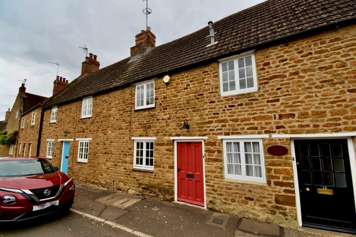2 Bedroom Cottage To Rent In High Street, Ecton, Northamptonshire, NN6