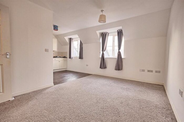 2 Bedroom Apartment For Sale In Stewart Place - Ware, SG12