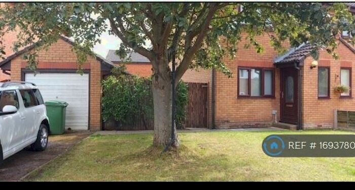 2 Bedroom Semi-Detached House To Rent In Belfry Close, Liverpool, L12