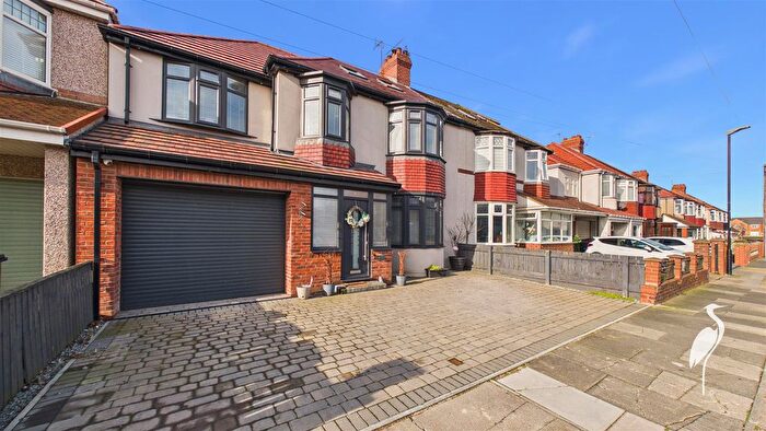 5 Bedroom Semi Detached House For Sale In Princes Avenue, Seaburn, Sunderland, SR6