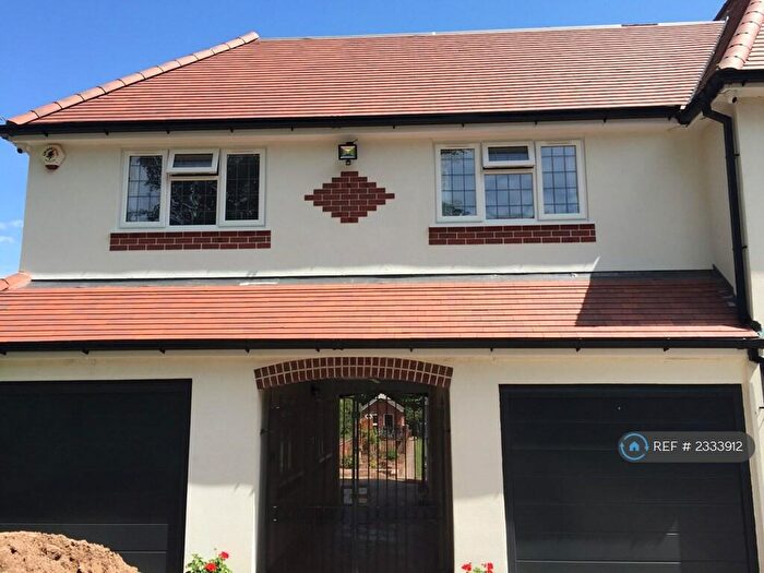 Studio To Rent In Stoneleigh Road, Coventry, CV4