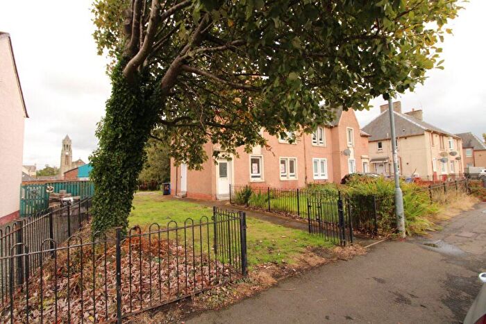 2 Bedroom Flat To Rent In Fernslea Avenue, Blantyre, G72