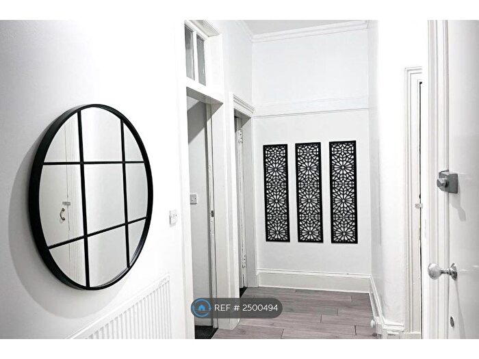 2 Bedroom Flat To Rent In Lorne Street, Glasgow, G51