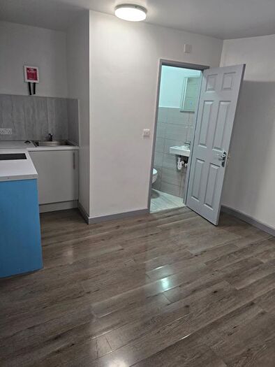1 Bedroom Studio To Rent In Chapel Road, Ilford, IG1