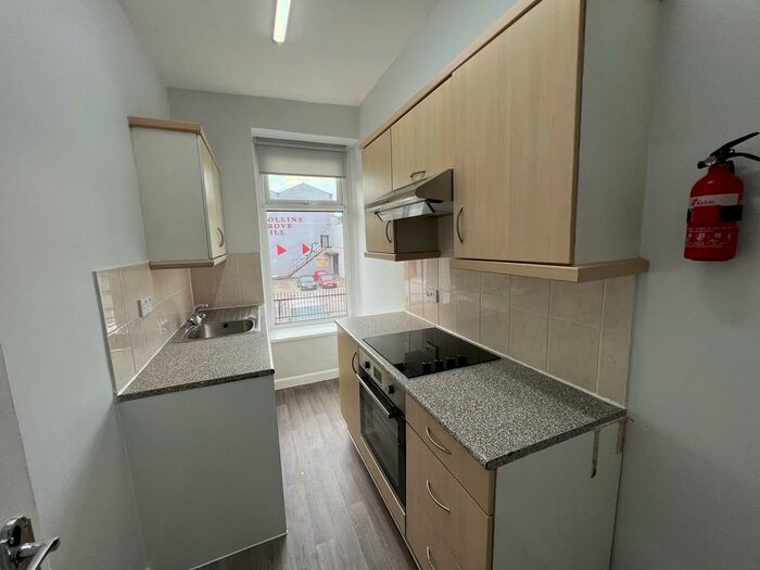 1 Bedroom Flat To Rent In Hollins Grove Street, Darwen, BB3