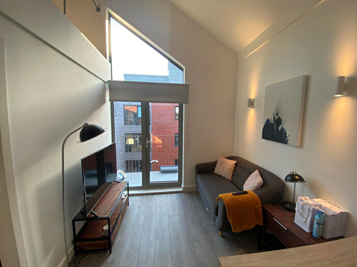 1 Bedroom Apartment To Rent In Henry Street, Sheffield, South Yorkshire, S3