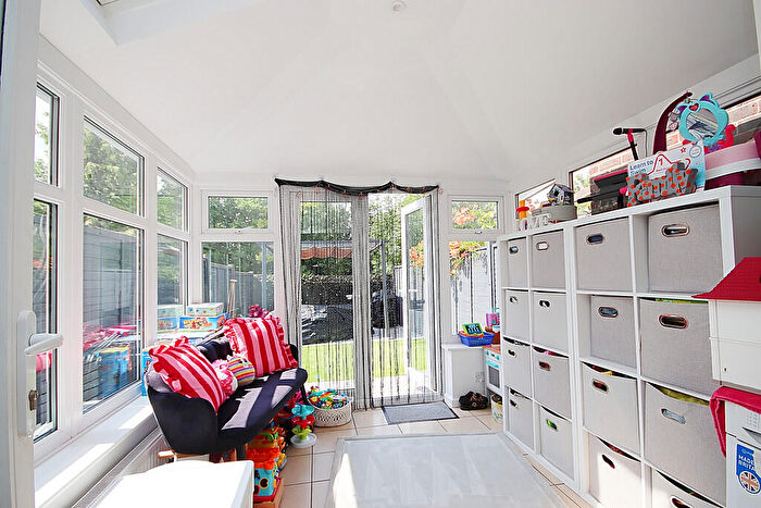2 Bedroom Terraced House For Sale In Holders Close, Billingshurst, RH14
