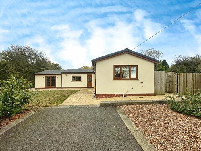 3 Bedroom Detached Bungalow For Sale In Ringley Old Brow, Radcliffe, M26