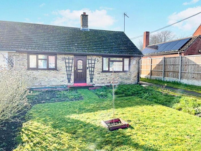 2 Bedroom Semi-Detached Bungalow For Sale In Hythe Road, Methwold, IP26