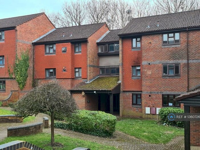 1 Bedroom Flat To Rent In Clarendon Close, Hemel Hempstead, HP2