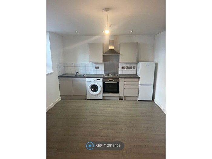 1 Bedroom Flat To Rent In Church Street, Mansfield, NG18