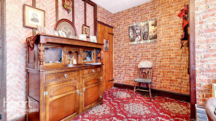 3 Bedroom Terraced House For Sale In Klondyke, Bury St Edmunds, IP32