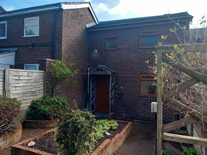 2 Bedroom House To Rent In Ashbourne Road, Lancaster, LA1