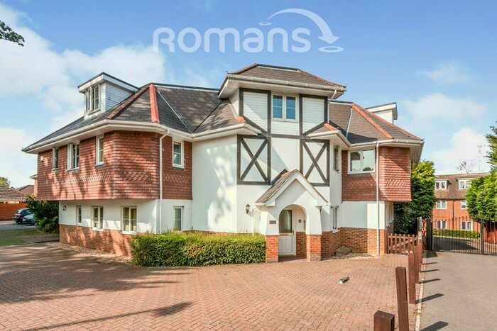 2 Bedroom Apartment To Rent In Scarlet Oaks, Camberley, GU15