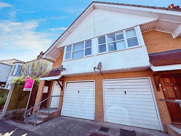 2 Bedroom Semi-Detached House To Rent In Ronald Park Avenue, Westcliff On Sea, SS0