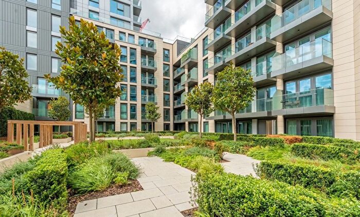2 Bedroom Flat To Rent In Sovereign Court, Hammersmith, W6