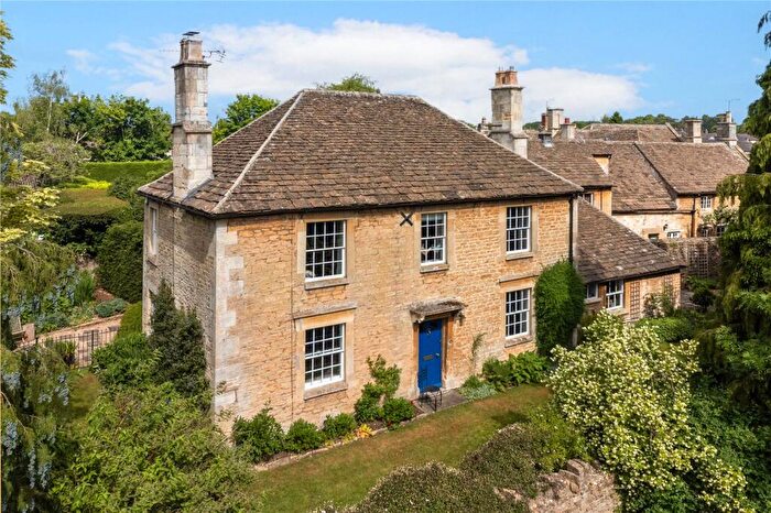 5 Bedroom Link Detached House For Sale In Bences Lane, Corsham, Wiltshire, SN13