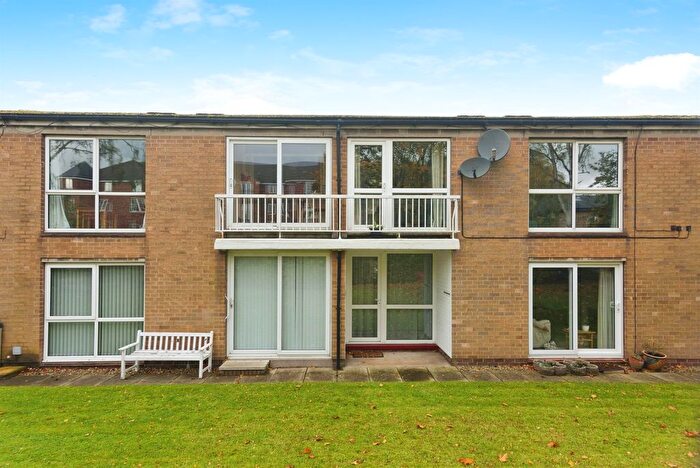 2 Bedroom Flat For Sale In Ashfield Court, York, YO24
