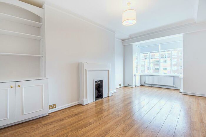 2 Bedroom Apartment To Rent In Rossmore Court, Park Road, NW1