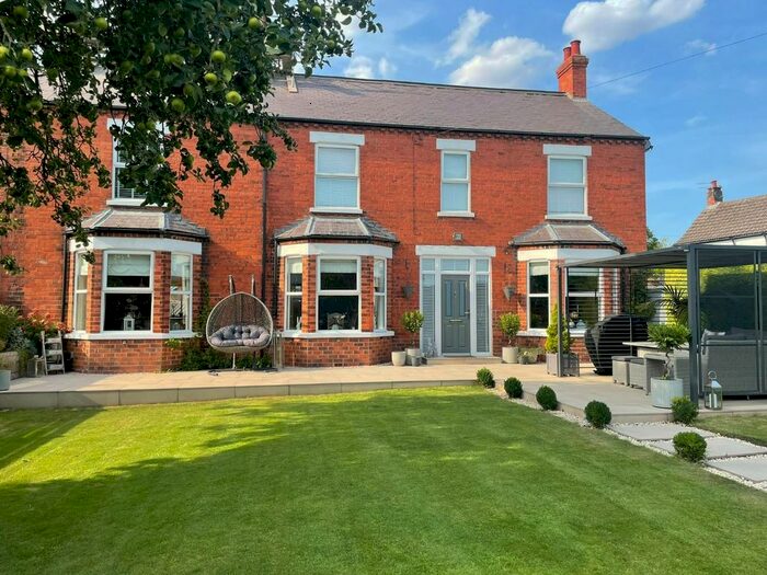 4 Bedroom Semi-Detached House For Sale In Main Street, Hayton, Retford, DN22