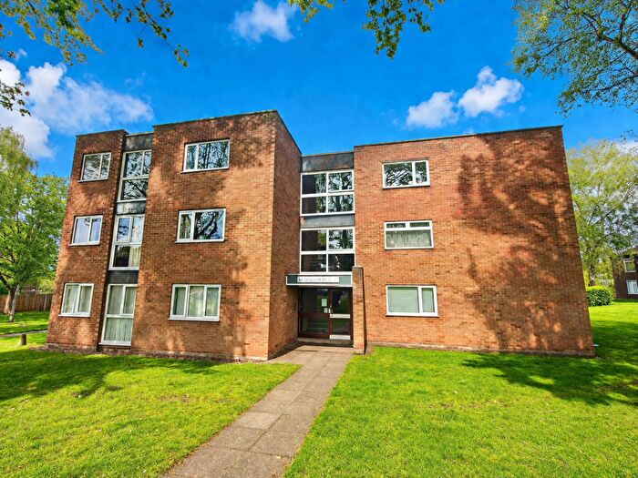 2 Bedroom Flat To Rent In Kendal Court, Birmingham, B23