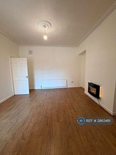 2 Bedroom Flat To Rent In Stanhope Road, South Shields, NE33
