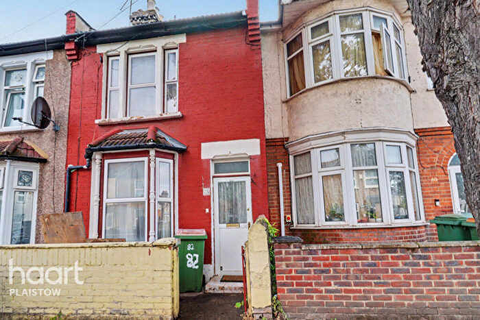 2 Bedroom Terraced House For Sale In Western Road, London, E13
