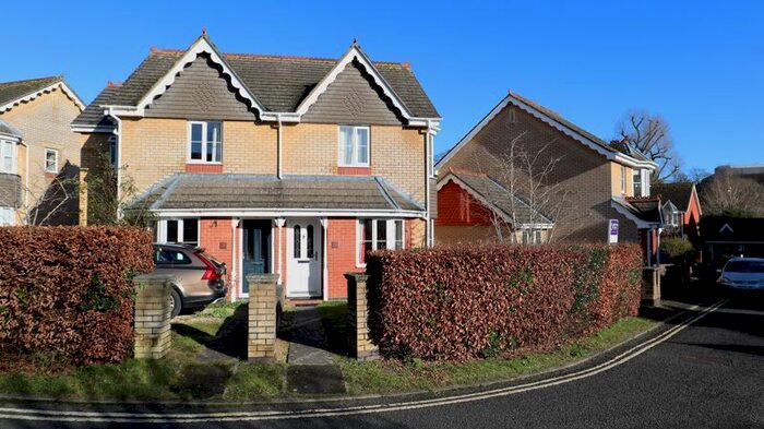2 Bedroom Semi-Detached House To Rent In Skene Close, Headington, Oxford, OX3