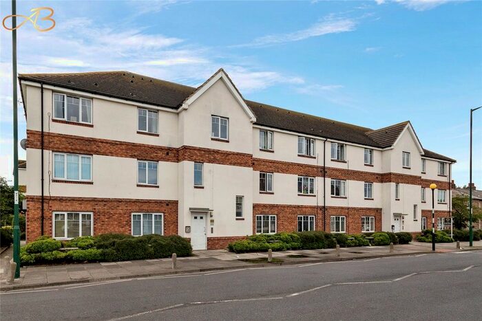 2 Bedroom Flat For Sale In Zetland House Broadway West, Redcar, North Yorkshire, TS10