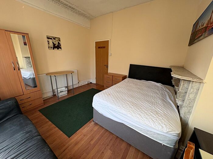 5 Bedroom Property To Rent In Stapleton Road, Bristol, BS5