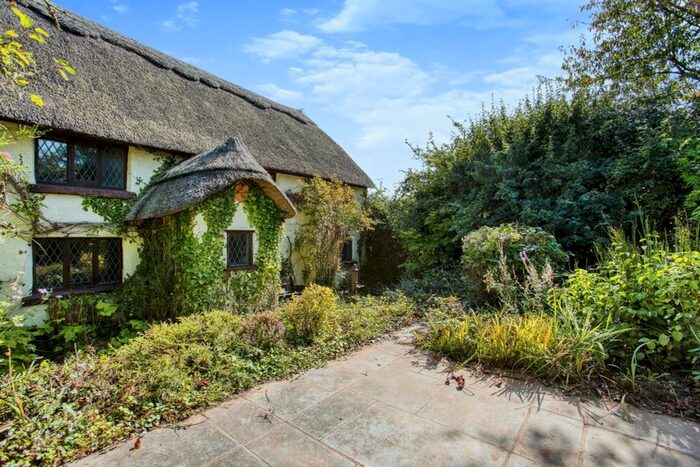 3 Bedroom Detached House For Sale In Hillcommon, Hillcommon, Taunton, TA4