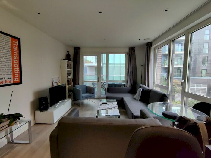 1 Bedroom Flat To Rent In Devan Grove, London, N4