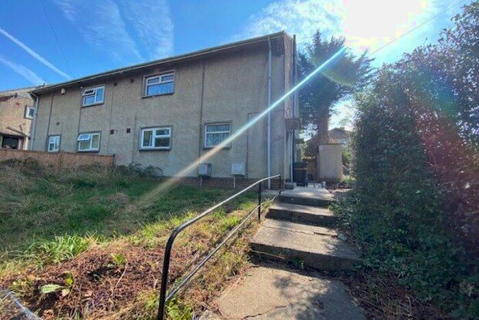 1 Bedroom Flat To Rent In Romney Avenue, Lockleaze, BS7