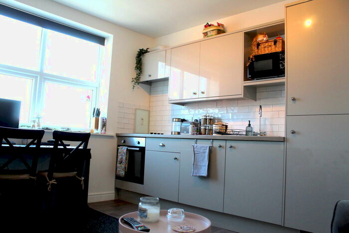 1 Bedroom Apartment To Rent In Flat High Street, Lincoln, LN5