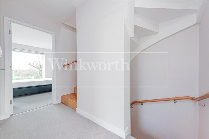 4 Bedroom Town House To Rent In Mark Twain Drive, London, NW2