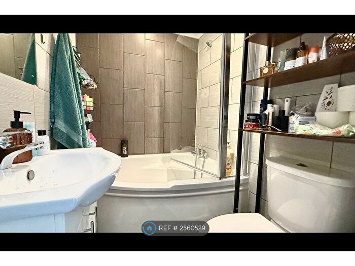 1 Bedroom Flat To Rent In Wightman Road, London, N8