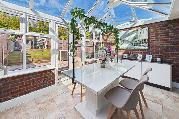 3 Bedroom Terraced House For Sale In Cotterells, Hemel Hempstead, HP1