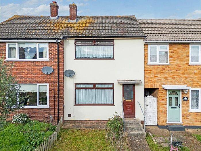 2 Bedroom Terraced House For Sale In Morris Road, Romford, RM3